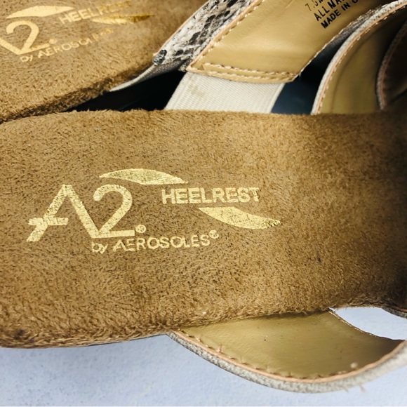 A2 By Aerosoles Flower Power Wedge Sandals Comfort snakeskin Tan Size 7.5. RR1 - Picture 8 of 8